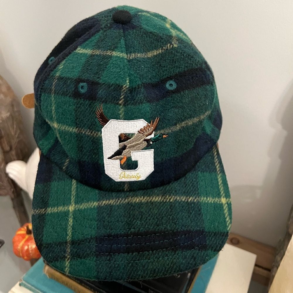 NWOT Grizzly Griptape Duck Season Vintage Green plaid Flannel Hat Cap Adjustable